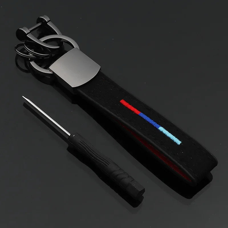 Llavero minimalista de alcantera tricolor